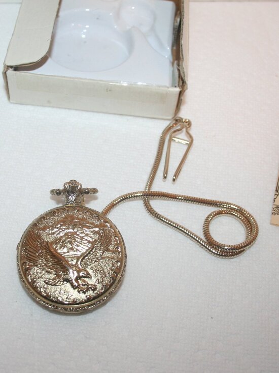 Vtg Statue of Libery Pocket Watch American International Mint NIB